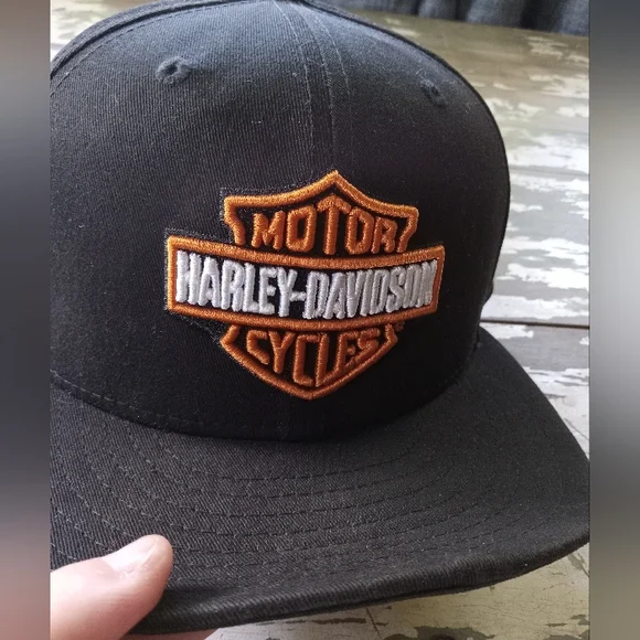 Harley-Davidson Black Cap with Orange Logo - Picture 4 of 9